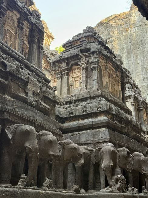 Ajanta Ellora Sightseeing